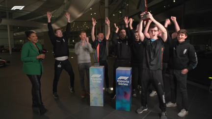 Tears and cheers as Lucas Blakeley lifts 2022 F1 Esports trophy